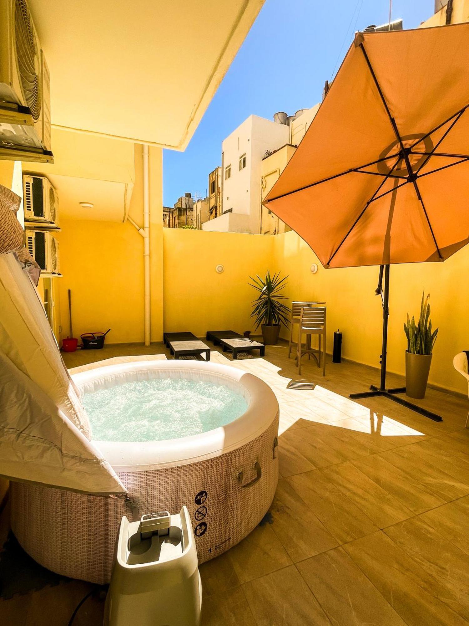 Apartmán Sliema Jacuzzi Flat Exteriér fotografie